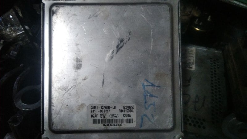 FORD FOCUS 1.8 TDCi ECU FOR SALE - Private Seller FORD FOCUS 1.8 TDCi ECU FOR SALE - Private Seller