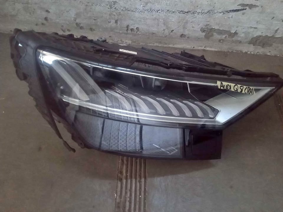 Audi Q8 headlight right side Audi Q8 headlight right side