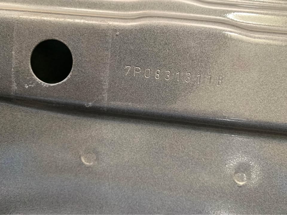 Porsche Cayenne door LHS