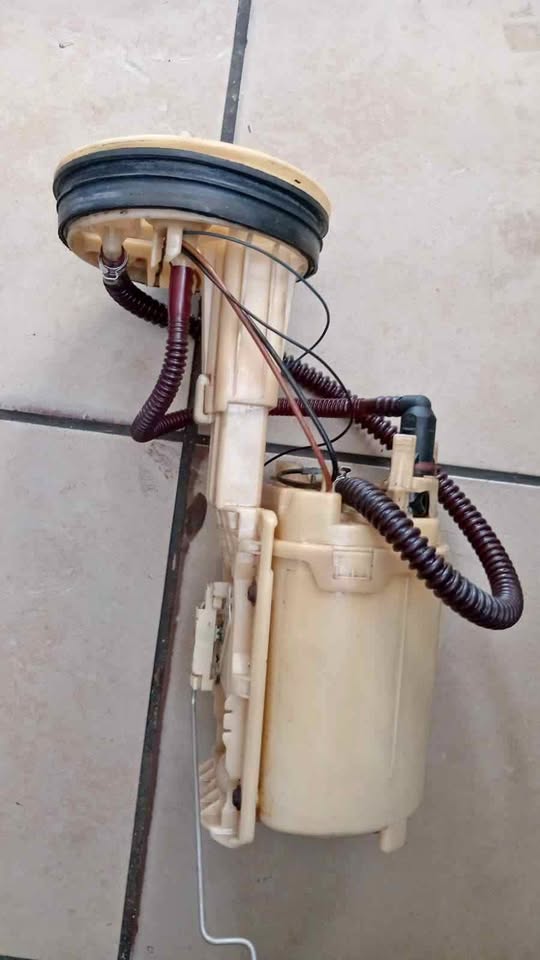 Audi A4 3.0 cabriolet fuel pump - Private Seller Audi A4 3.0 cabriolet fuel pump - Private Seller