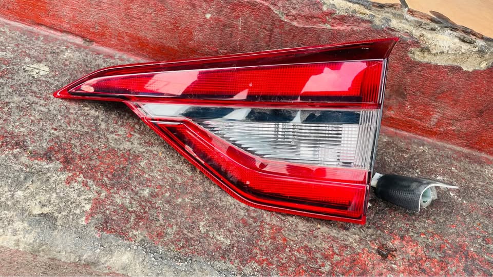 Nissan Magnite taillight 2021 - Private Seller Nissan Magnite taillight 2021 - Private Seller