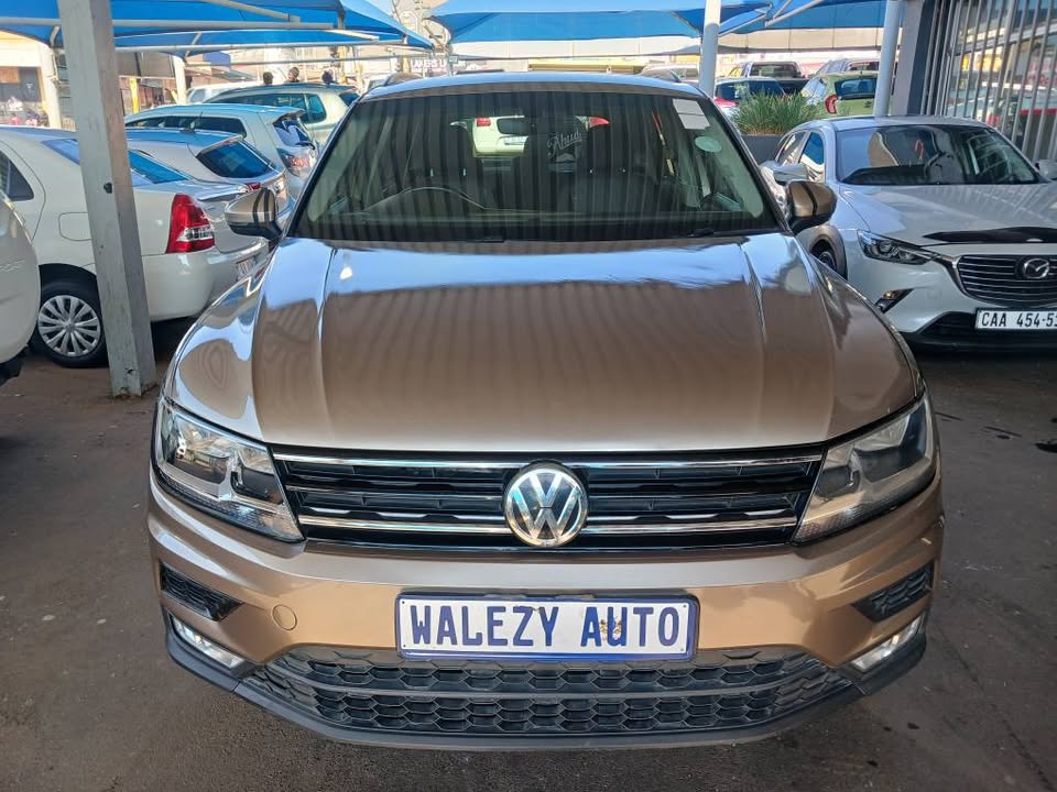 2017 VW TIGUAN 1.4 TSI Transmission: Manual Mileage: Fueltype: Petrol Color: Gold