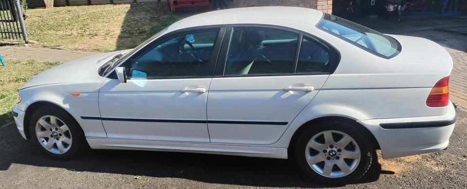 2003 BMW E46 318