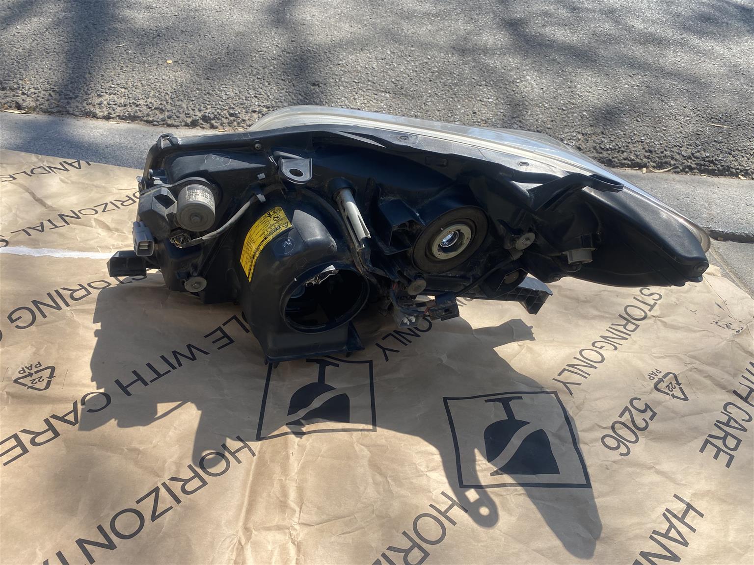 2014 TOYOTA LAND CRUISER PRADO HEADLIGHT RIGHT SIDE FOR SALE
