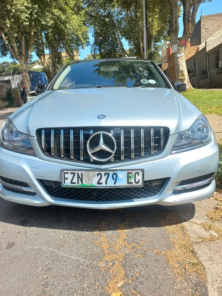 Used Mercedes-Benz C-Class C200 AMG Line auto - Private Seller Used Mercedes-Benz C-Class C200 AMG Line auto - Private Seller