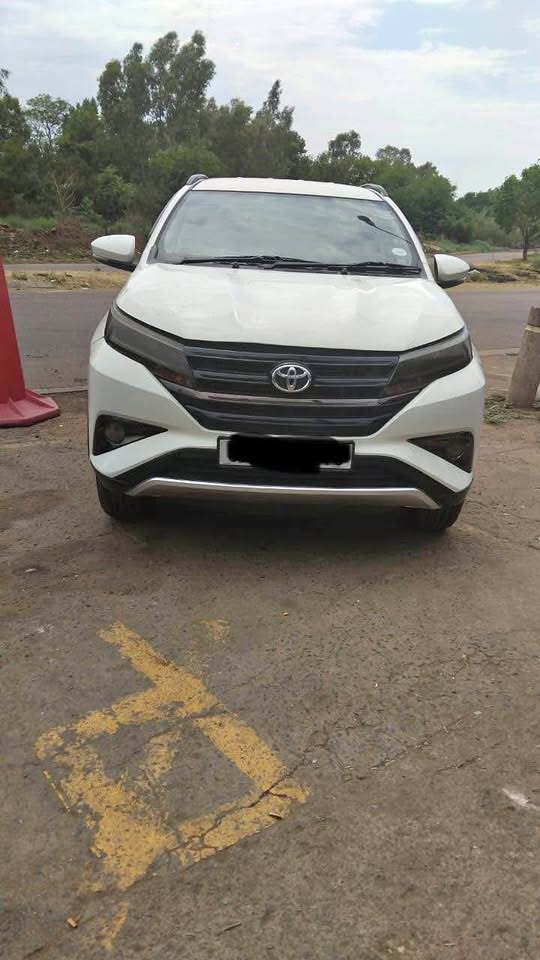 2019 TOYOTA RUSH 1.5 MANUAL FOR SALE OR SPARES - Private Seller 2019 TOYOTA RUSH 1.5 MANUAL FOR SALE OR SPARES - Private Seller