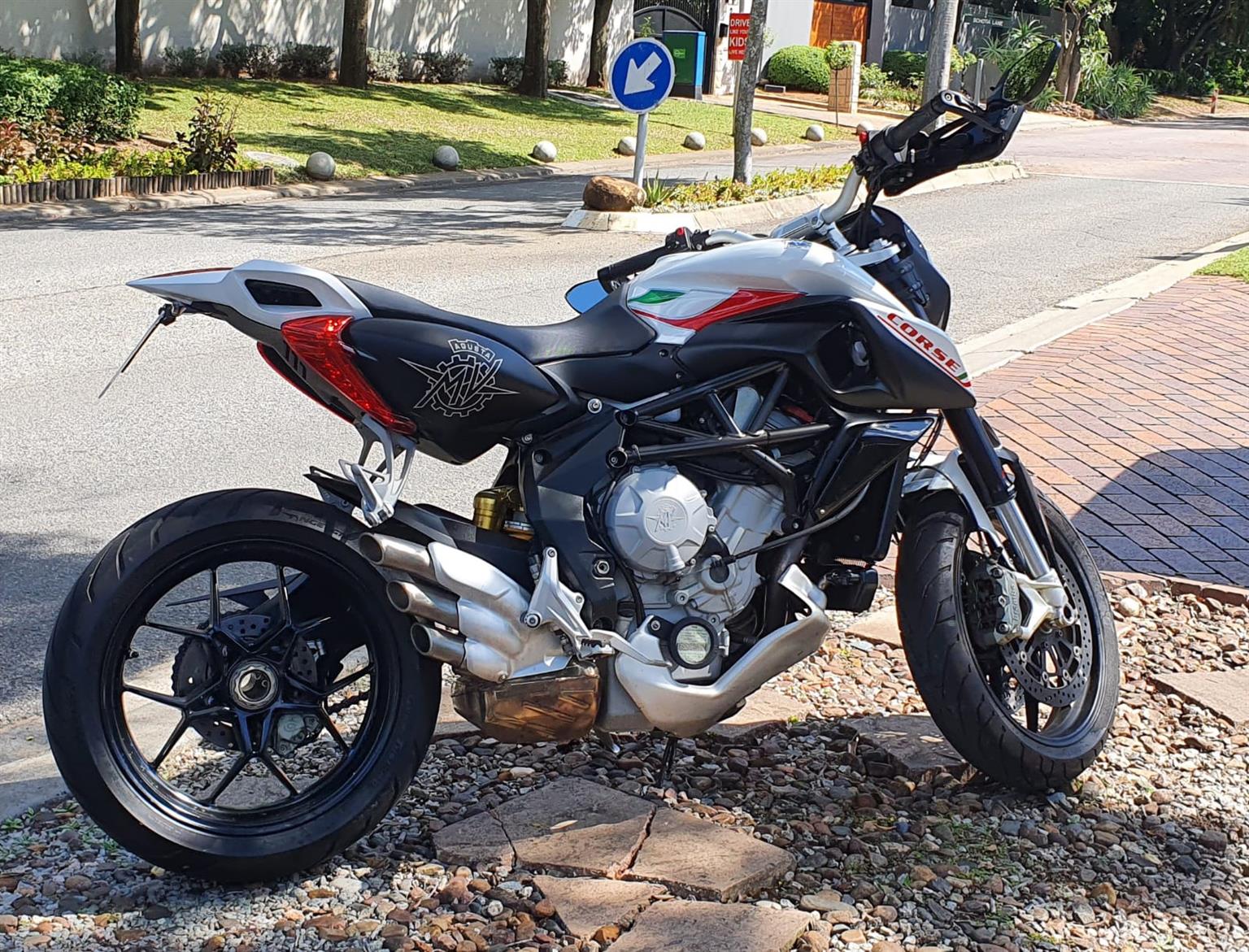 Used 2015 MV Agusta Superveloce - Private Seller Used 2015 MV Agusta Superveloce - Private Seller
