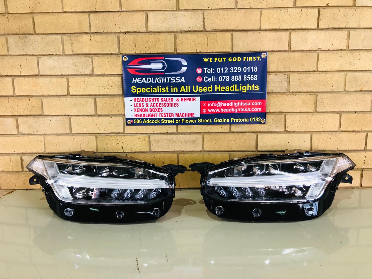 Volvo XC90 left and right side Full LED xenon headlights taking 1 ballasts - Private Seller Volvo XC90 left and right side Full LED xenon headlights taking 1 ballasts - Private Seller