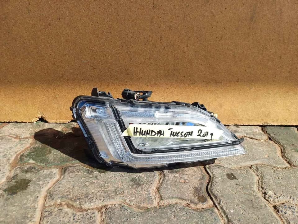 HYUNDAI TUCSON 2019 FOGLIGHT RIGHT SIDE (VERY CLEAN) FOR SALE - Private Seller HYUNDAI TUCSON 2019 FOGLIGHT RIGHT SIDE (VERY CLEAN) FOR SALE - Private Seller