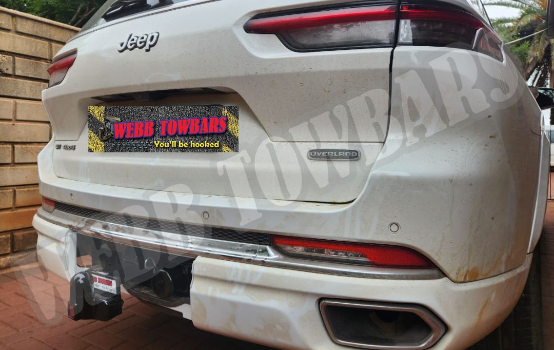 Jeep Grand Cherokee Standard/Detachable Towbars - Private Seller Jeep Grand Cherokee Standard/Detachable Towbars - Private Seller