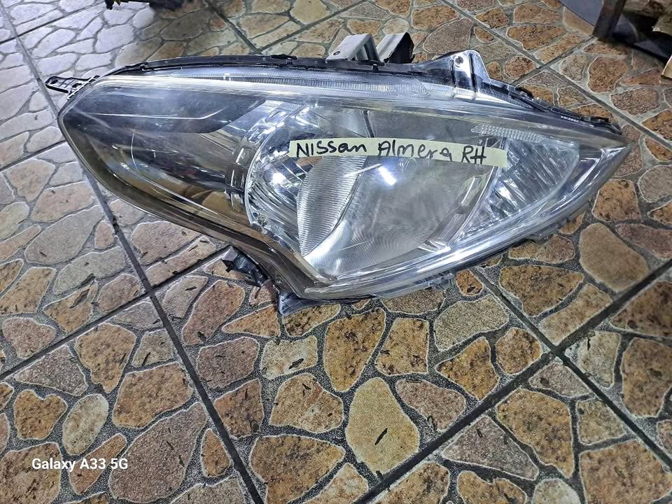 Nissan Almera headlight - Private Seller Nissan Almera headlight - Private Seller