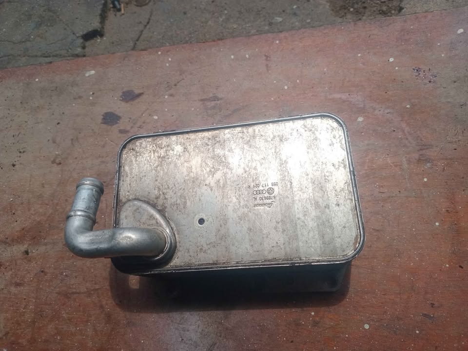 Audi Q7 diesel oil cooler - Private Seller Audi Q7 diesel oil cooler - Private Seller