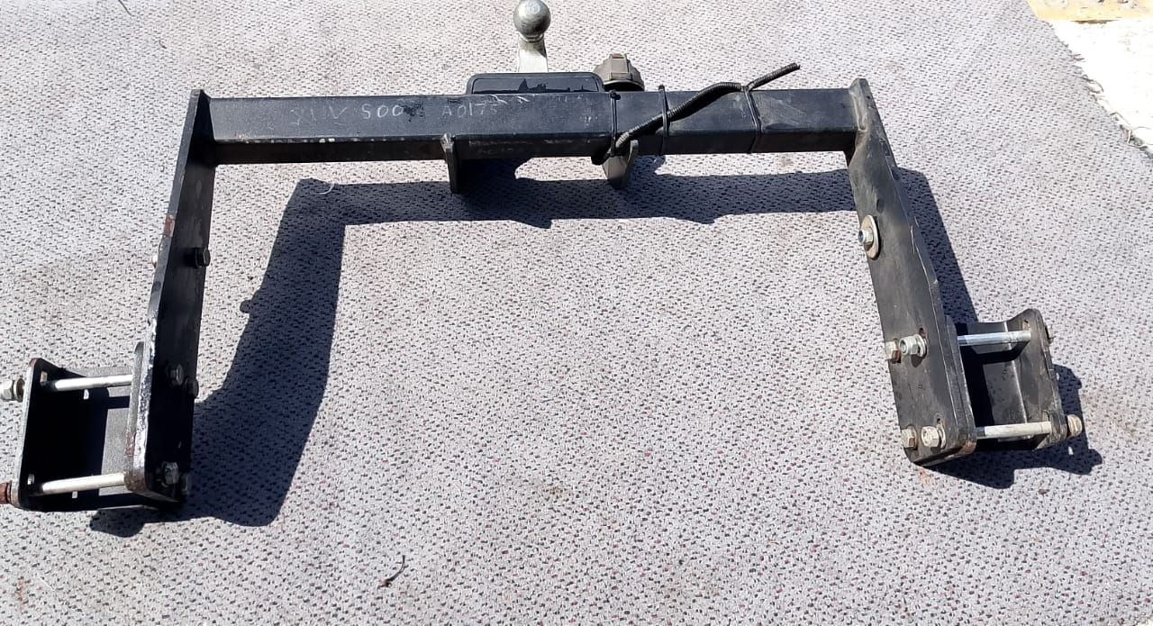 MAHINDRA XUV 500 TOWBAR - Private Seller
