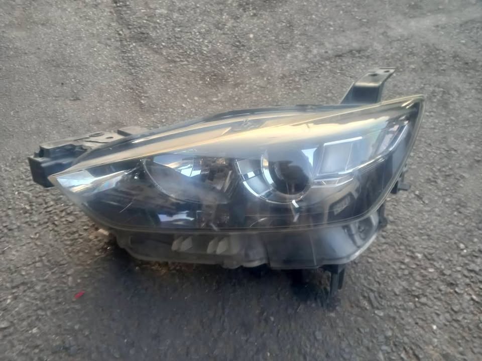 2022 MAZDA CX3 LED HEADLIGHT LEFT HAND SIDE - Private Seller 2022 MAZDA CX3 LED HEADLIGHT LEFT HAND SIDE - Private Seller