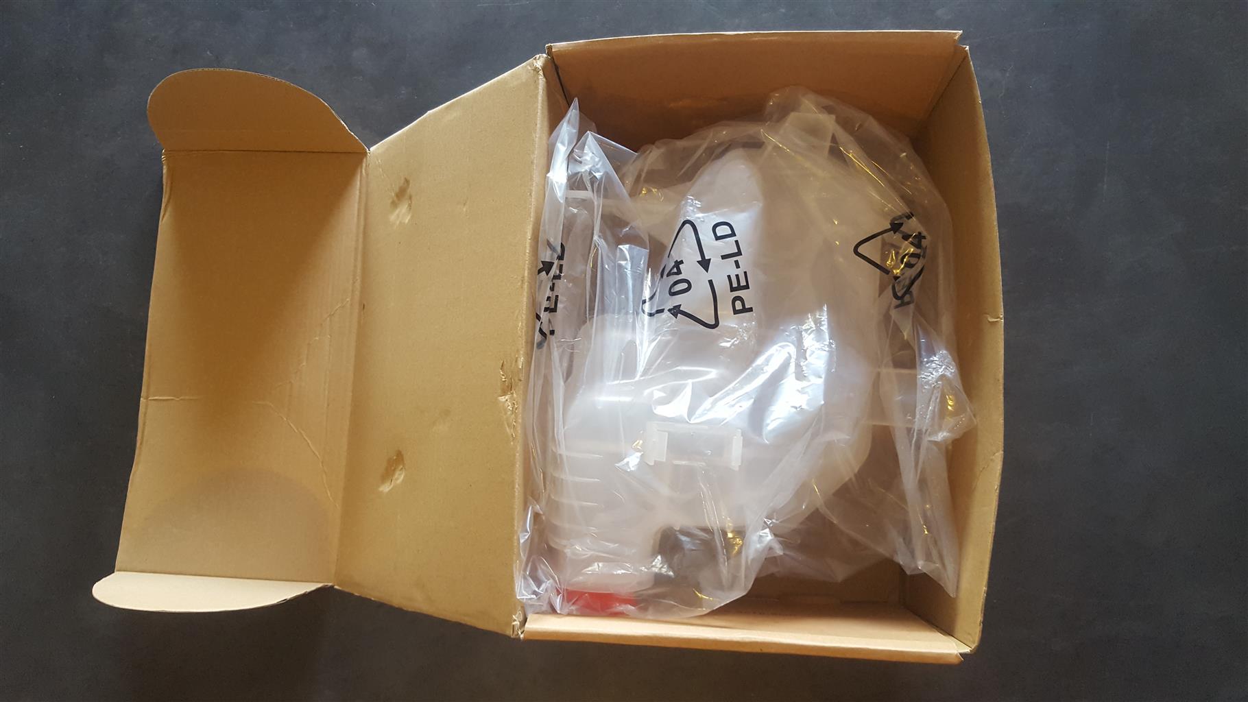 Discovery 3 Brand new Water bottles