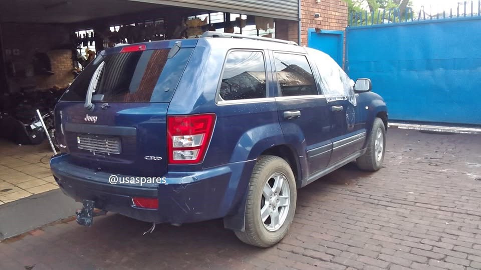 Jeep Grand Cherokee WK1 – Spare Parts for Sale - Private Seller Jeep Grand Cherokee WK1 – Spare Parts for Sale - Private Seller