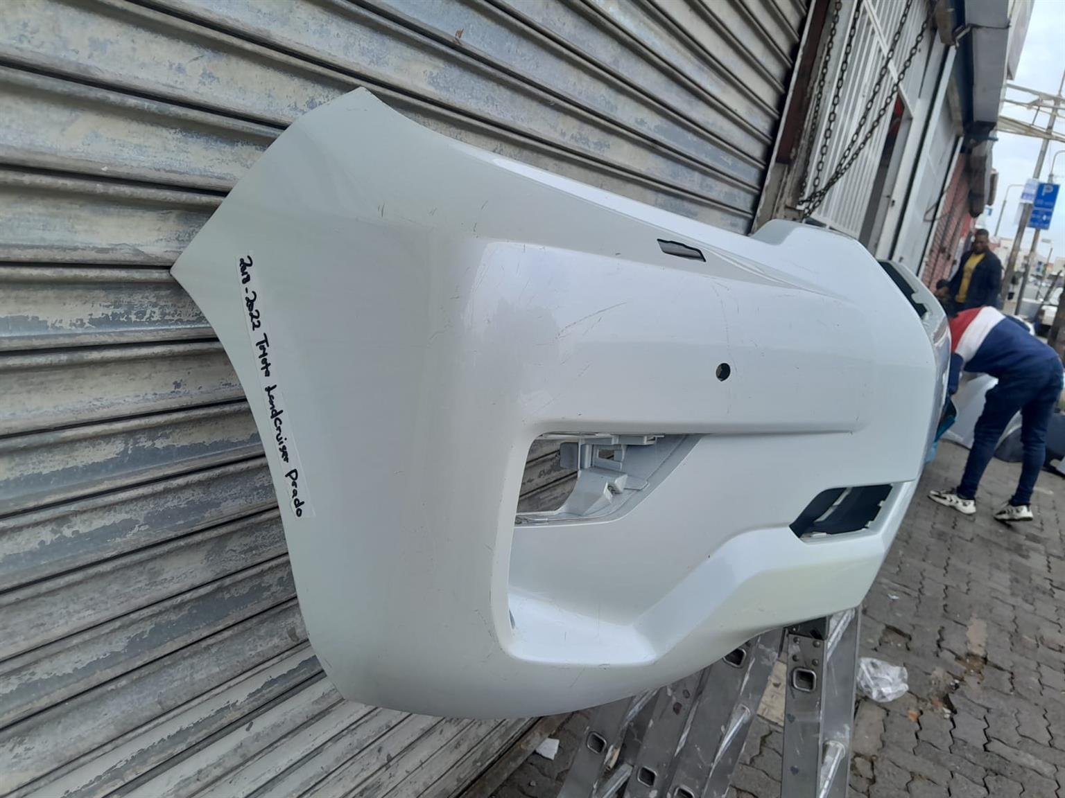 2018-2021 TOYOTA LANDCRUSIER PARADO FRONT BUMPER FOR SALE - Private Seller