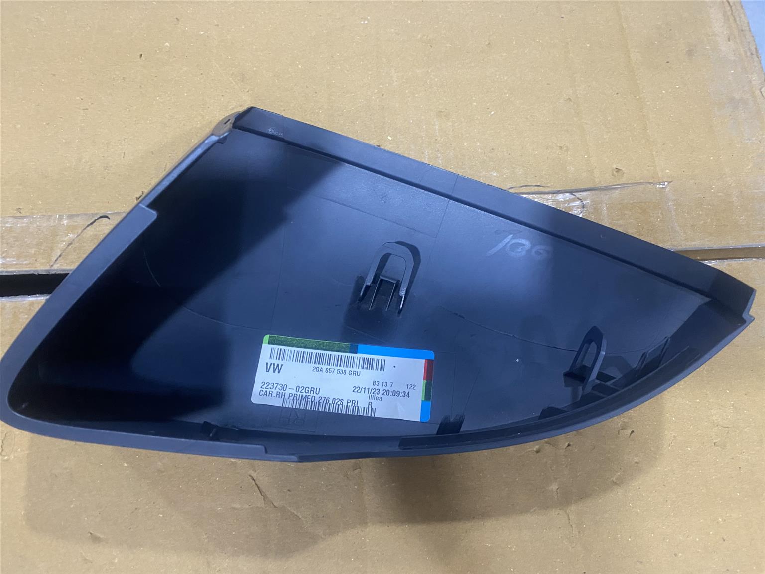 2023 VW T-ROC MIRROR COVER RIGHT SIDE FOR SALE. BRAND NEW - Private Seller 2023 VW T-ROC MIRROR COVER RIGHT SIDE FOR SALE. BRAND NEW - Private Seller
