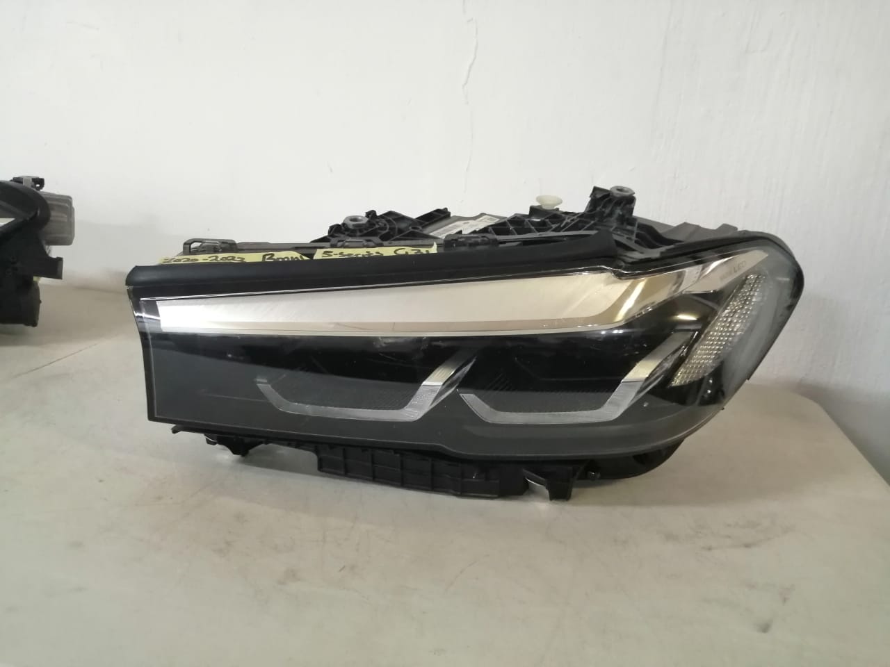 BMW 5-SERIES G31 HEADLIGHT 2020 TO 2022 MODEL - Private Seller BMW 5-SERIES G31 HEADLIGHT 2020 TO 2022 MODEL - Private Seller