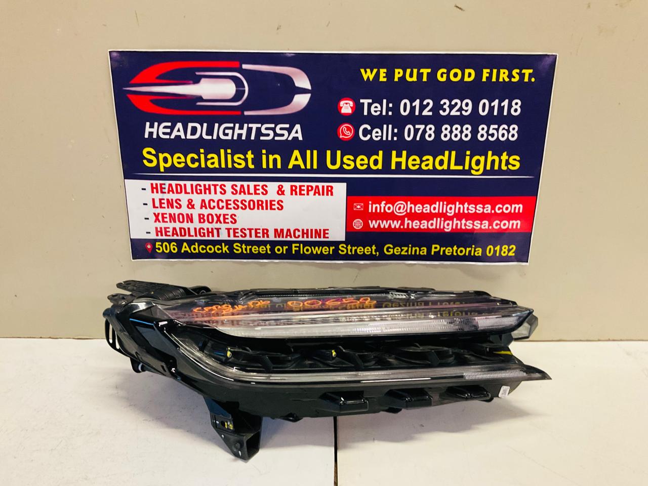 Toyota Urban Cruiser right side Full LED daylight running light - Private Seller