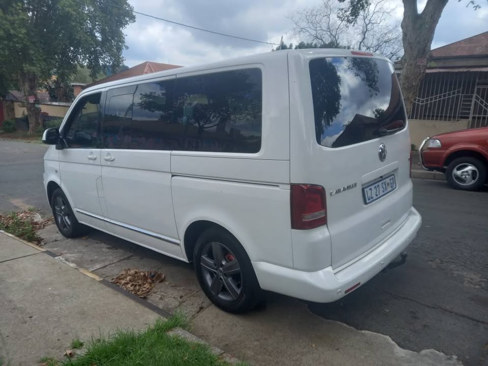 2012 V W Caravelle 2.0 Tdi 4Motion Auto, White, 127000km