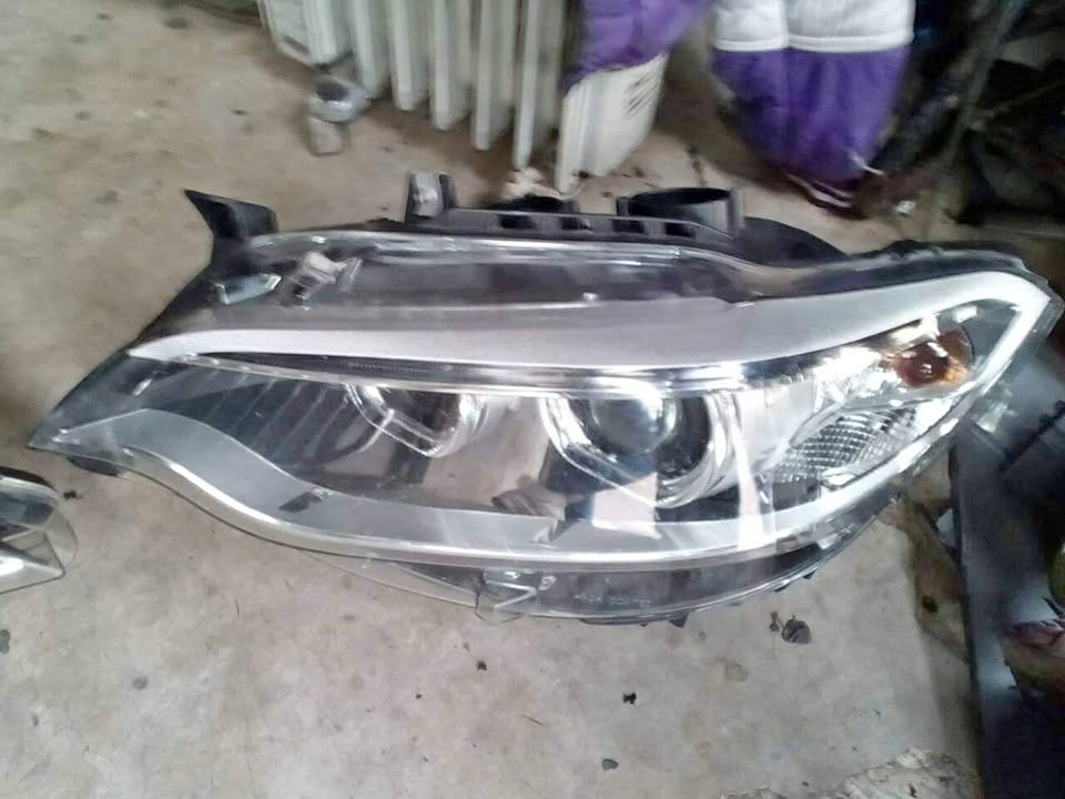 BMW 2 series headlights - Private Seller BMW 2 series headlights - Private Seller