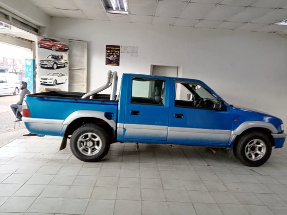 2005 ISUZU KB280 DTEQ LX | Junk Mail Marketplace