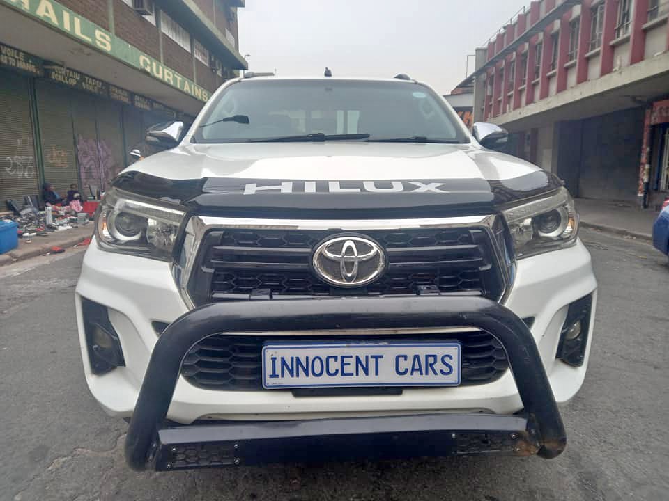 2018 TOYOTA HILUX 2.4GD6 MANUAL 4X4, DOUBLE CAB, WHITE COLOUR 2018 TOYOTA HILUX 2.4GD6 MANUAL 4X4, DOUBLE CAB, WHITE COLOUR