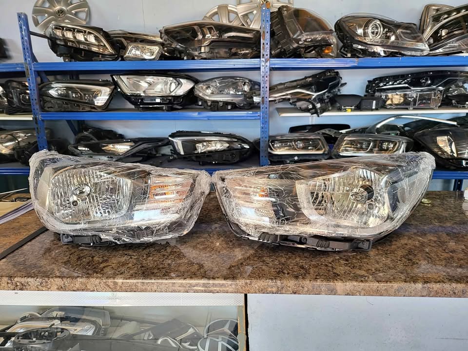 2018 ON Kia Rio left and right headlight for sale.