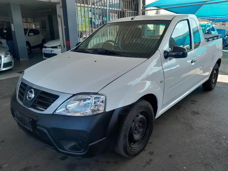 2018 NISSAN NP200 1.6 MANUAL