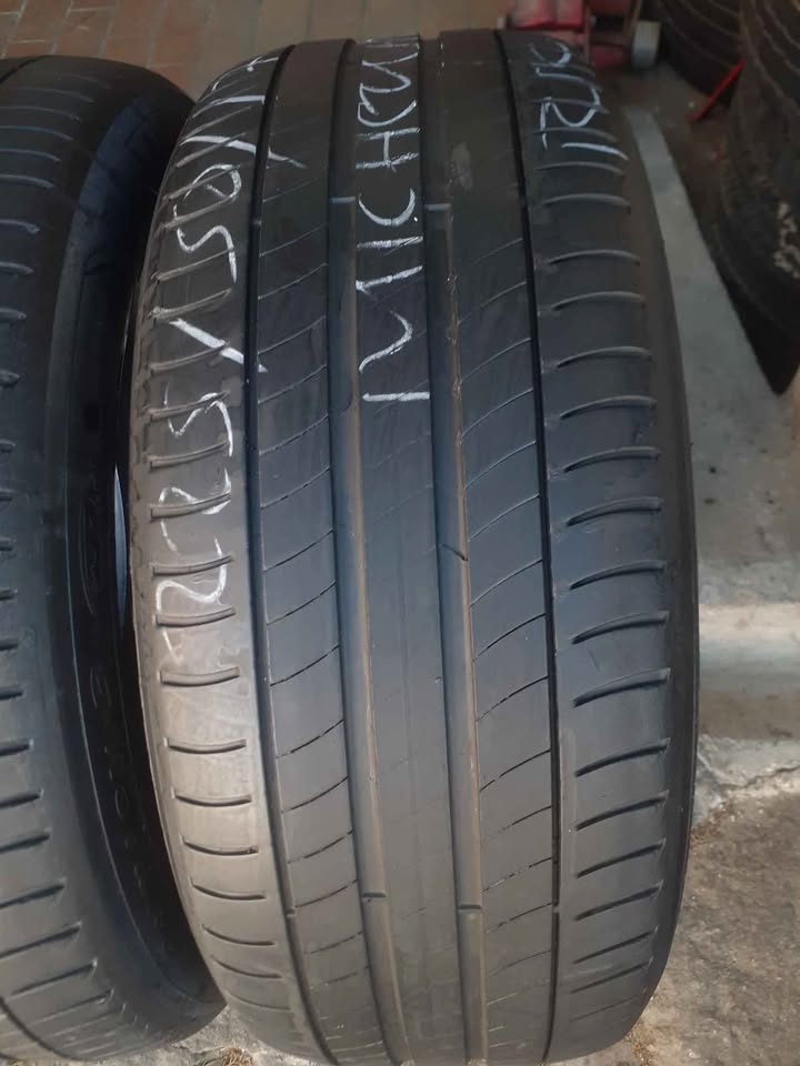 225/50/17 Michelin Run Flat Tyres for Sale. Contact