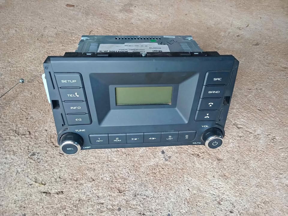 Mahindra Scorpio mhawk 2.2 S6 radio for sale WhatsApp or cell - Private Seller Mahindra Scorpio mhawk 2.2 S6 radio for sale WhatsApp or cell - Private Seller