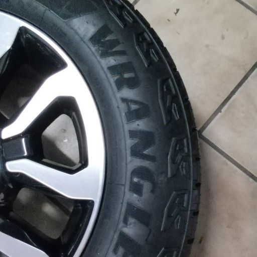 Toyota legends Rs rims and Tyres