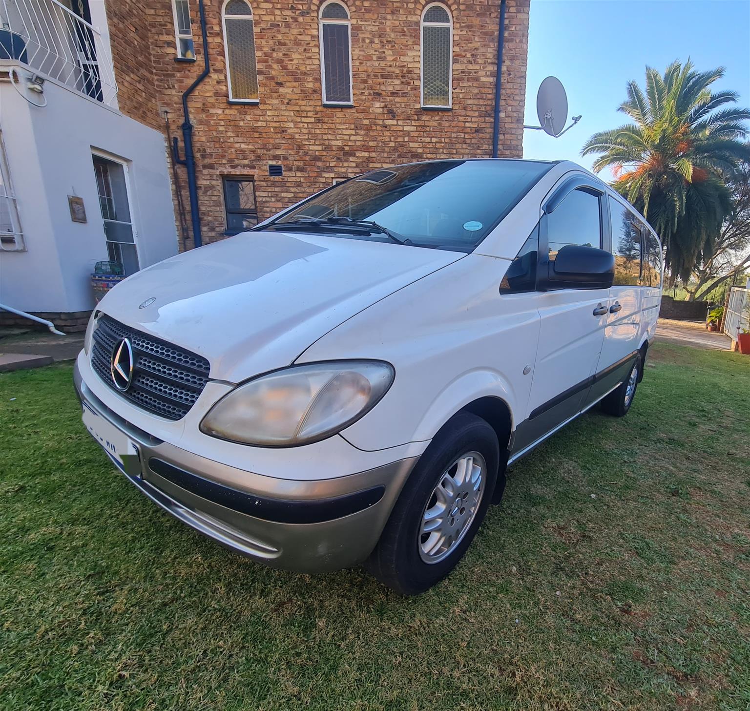 Used 2010 Mercedes-Benz Vito 115 CDI 2.2 crew bus automatic - Private Seller Used 2010 Mercedes-Benz Vito 115 CDI 2.2 crew bus automatic - Private Seller
