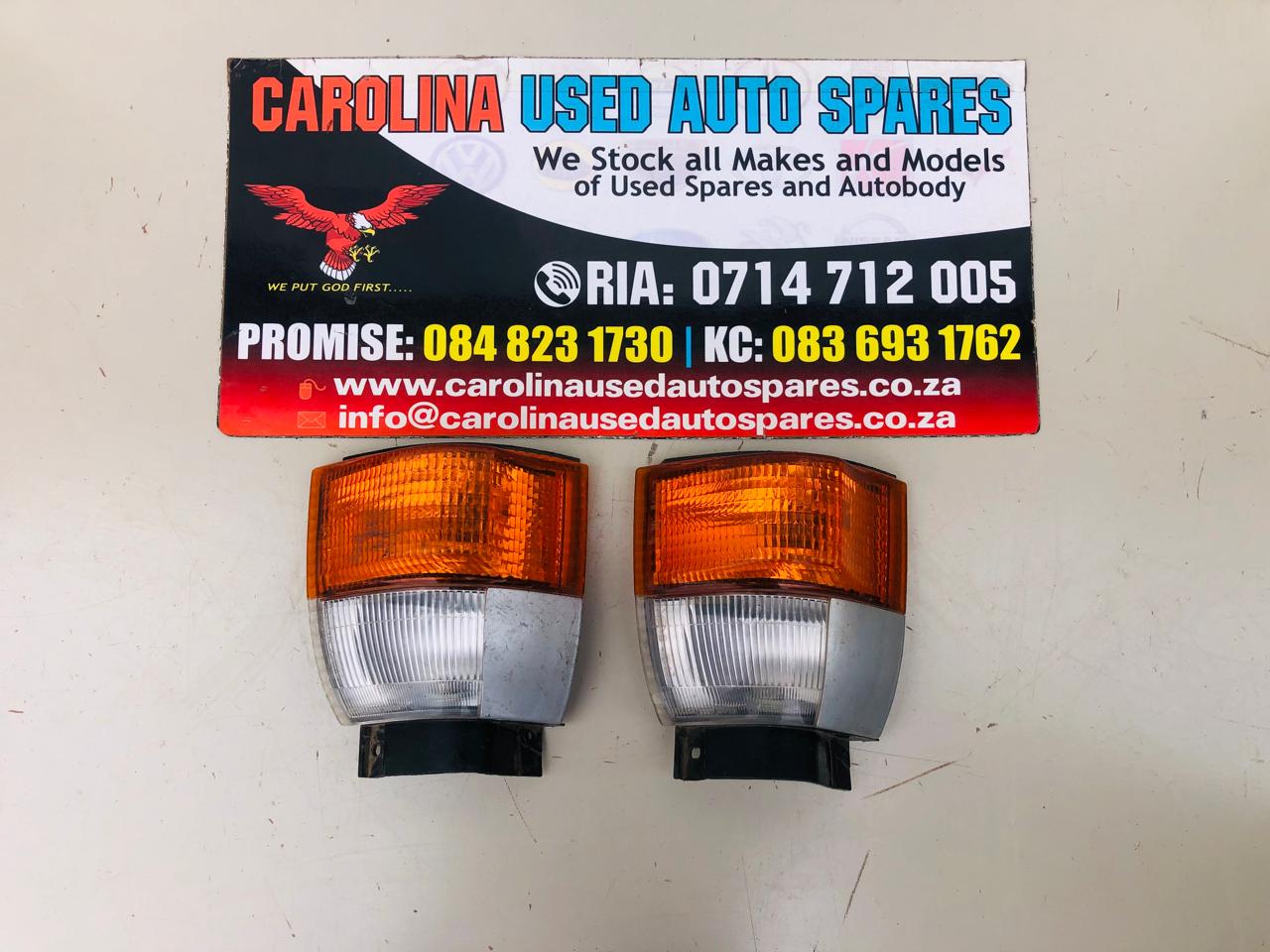 Nissan Atlas F23 truck left side corner light (1992-1999) - Private Seller