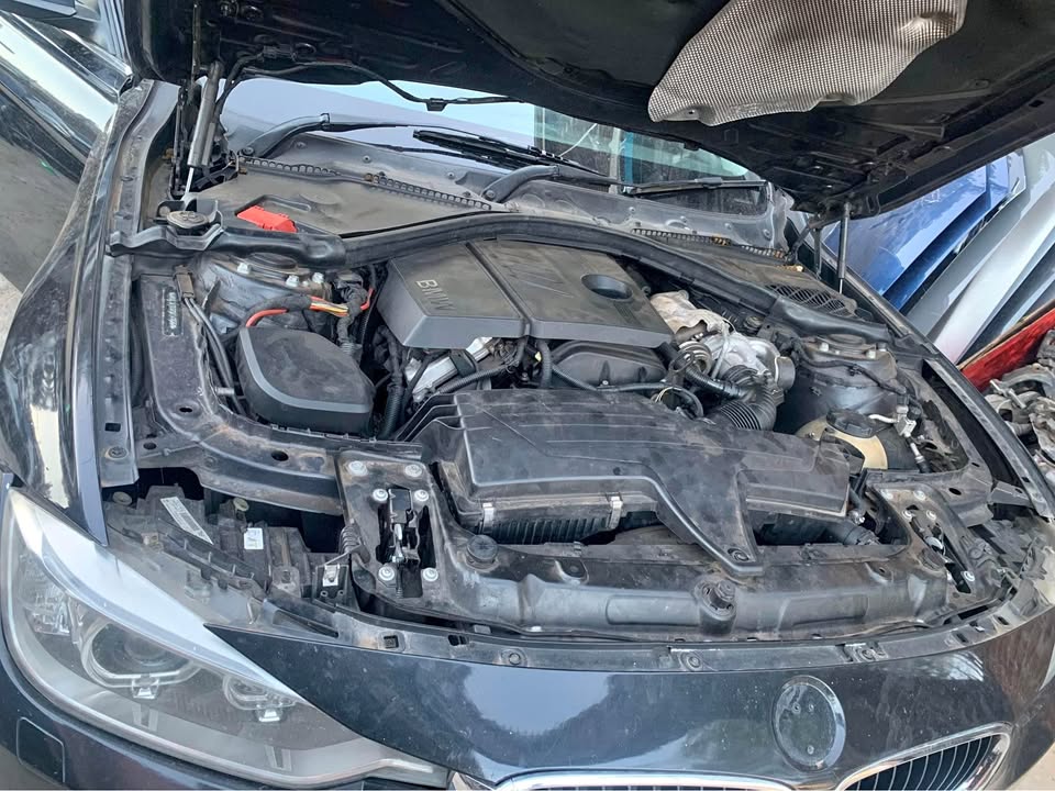 BMW F30 stripping now gearbox, Radiator set, doors, headlights, airbags side,mirrors - Private Seller BMW F30 stripping now gearbox, Radiator set, doors, headlights, airbags side,mirrors - Private Seller