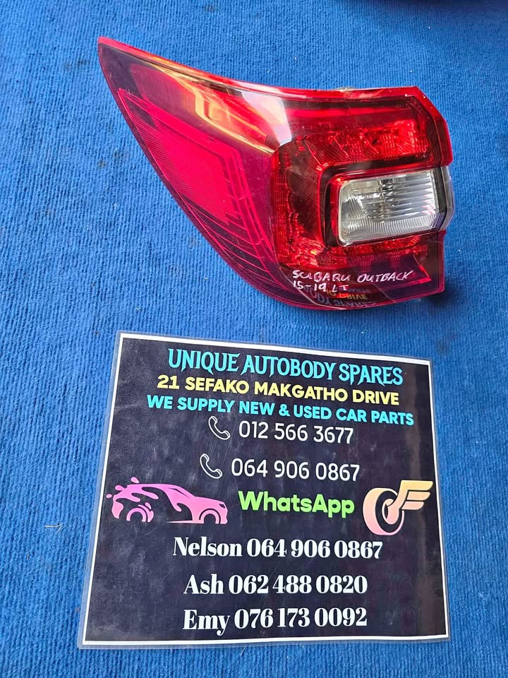 Subaru Outback Left Tail Light 2015 + - Private Seller