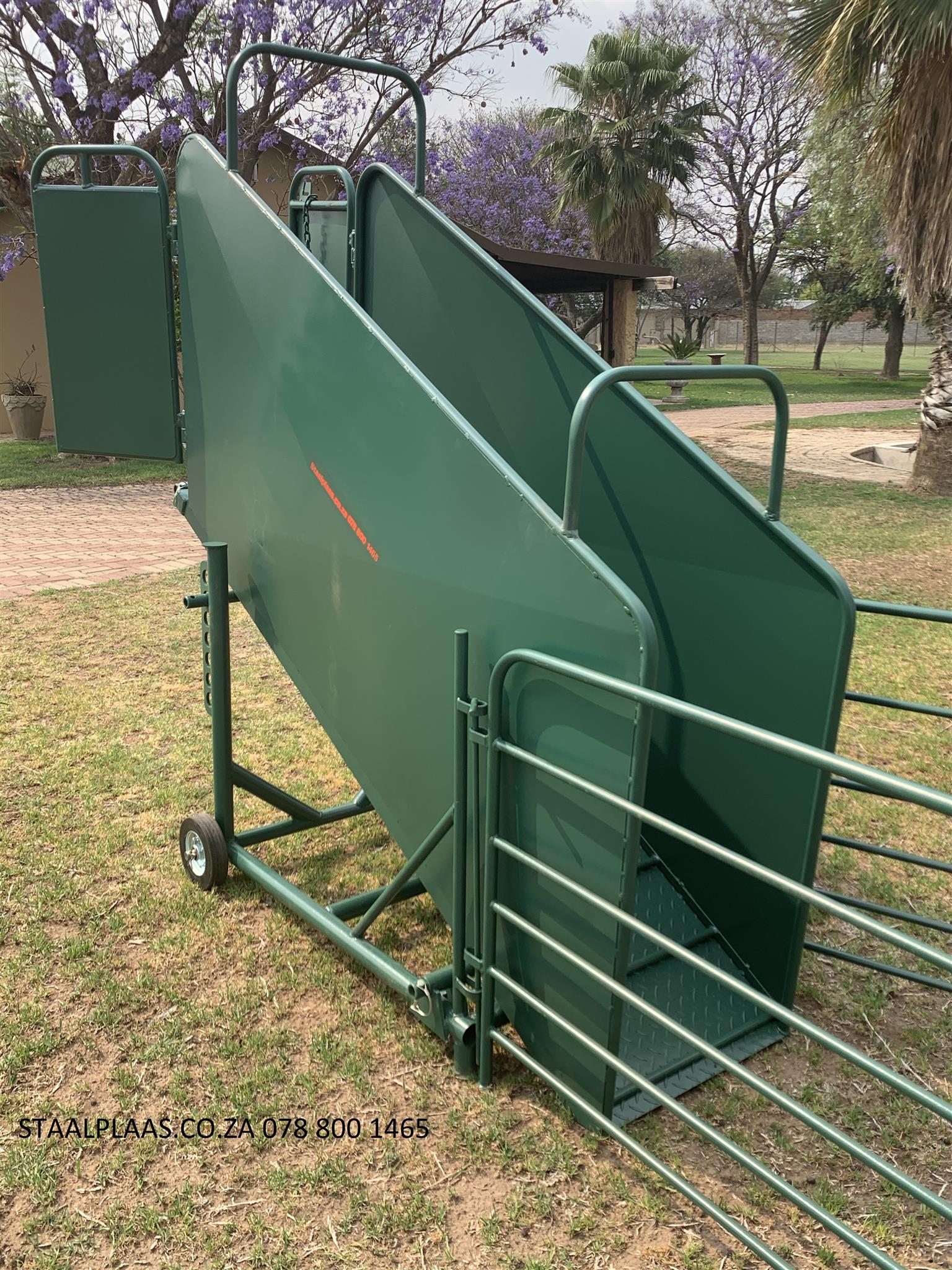 Skaap Laaibank \ Sheep Load Ramp | Junk Mail