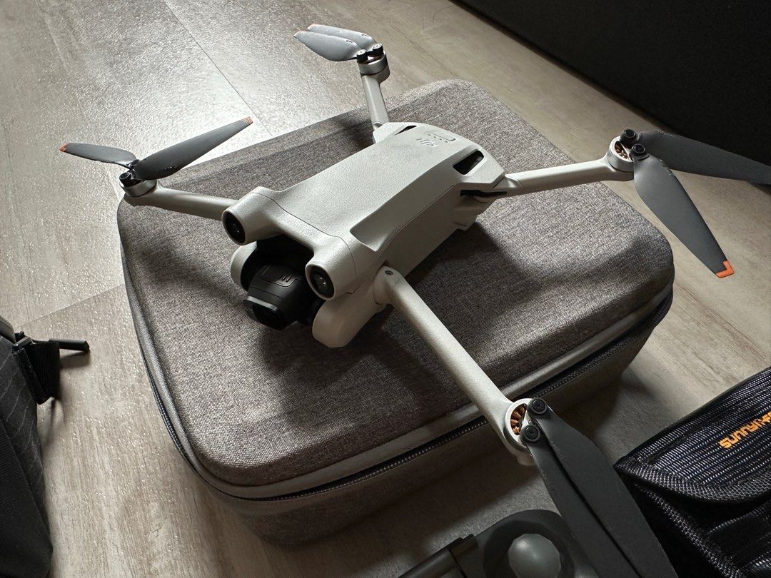 Preowned DJI mini 3 pro flymore