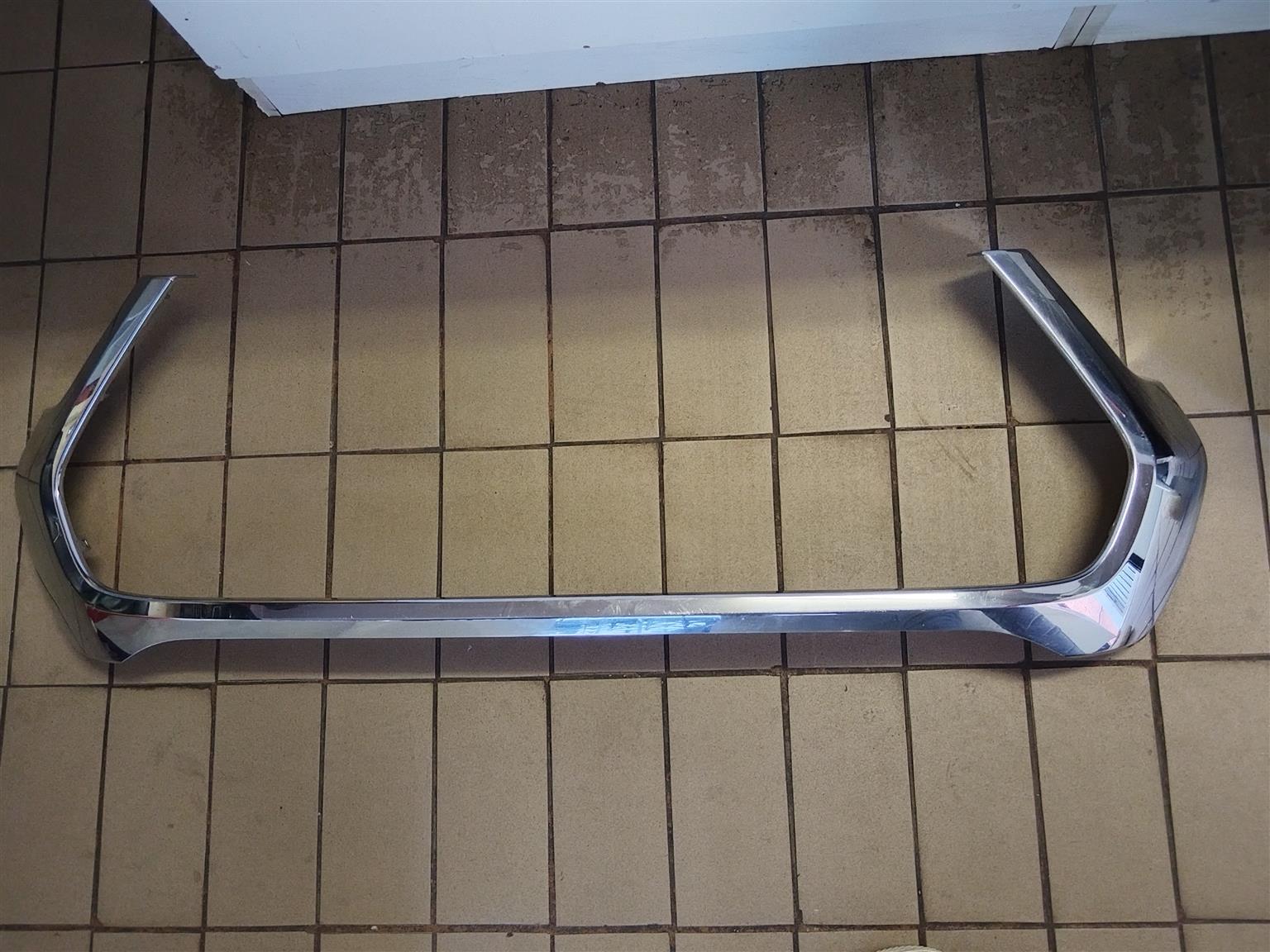 2018 TOYOTA HILUX MAIN GRILL CHROME MOULDING AVAILABLE FOR SALE - Private Seller 2018 TOYOTA HILUX MAIN GRILL CHROME MOULDING AVAILABLE FOR SALE - Private Seller