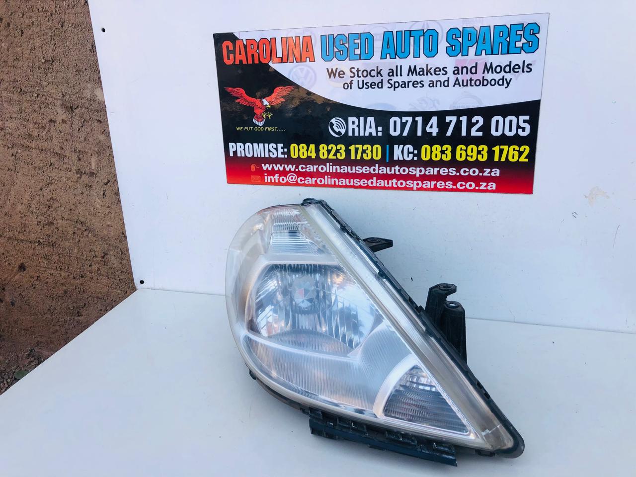 Nissan Tiida right side headlight - Private Seller Nissan Tiida right side headlight - Private Seller