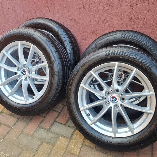 BMW X3/X4 GO1 OEM 18INCH MAGS AND TYRES - Private Seller BMW X3/X4 GO1 OEM 18INCH MAGS AND TYRES - Private Seller