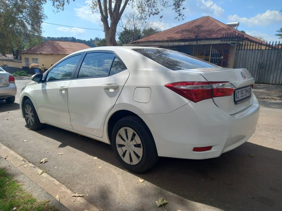 2023 Toyota Corolla Quest 1.8 Petrol, Manual, White Spare key, Service book
