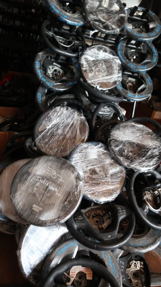 BMW, MINI & LEXUS STEERING WHEELS - Private Seller BMW, MINI & LEXUS STEERING WHEELS - Private Seller
