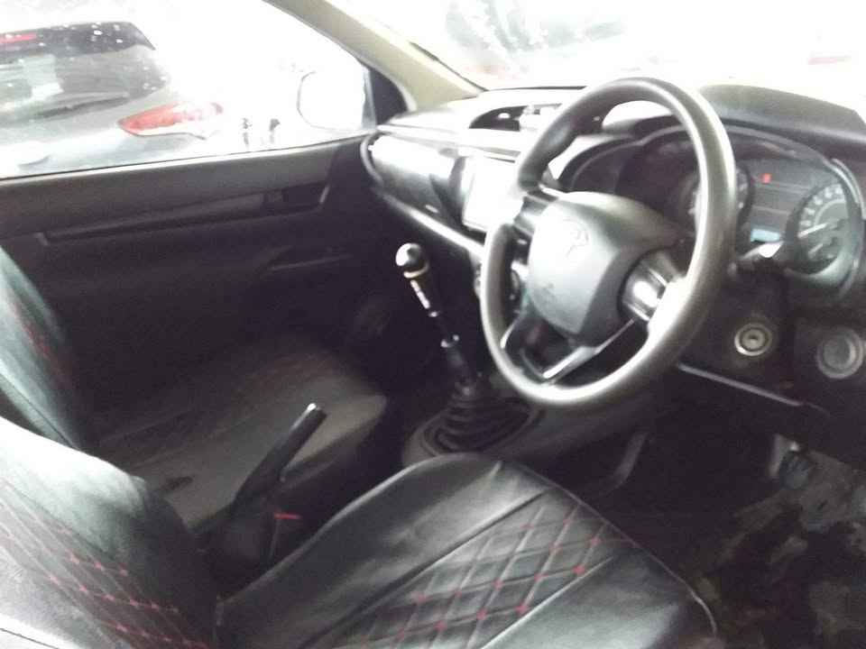 Used Toyota Hilux 2.4GD-6 single cab 4x4 Raider auto - Private Seller