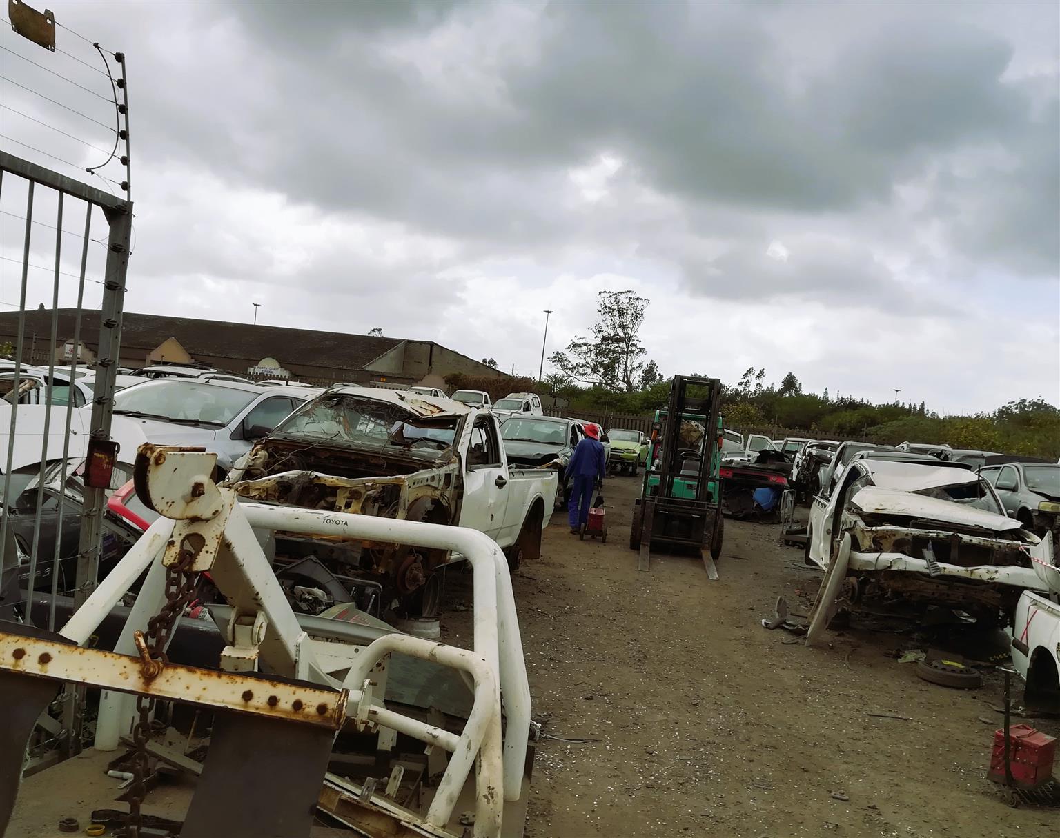 1997 Nissan Sentra 1.6 - Stripping for Spares
