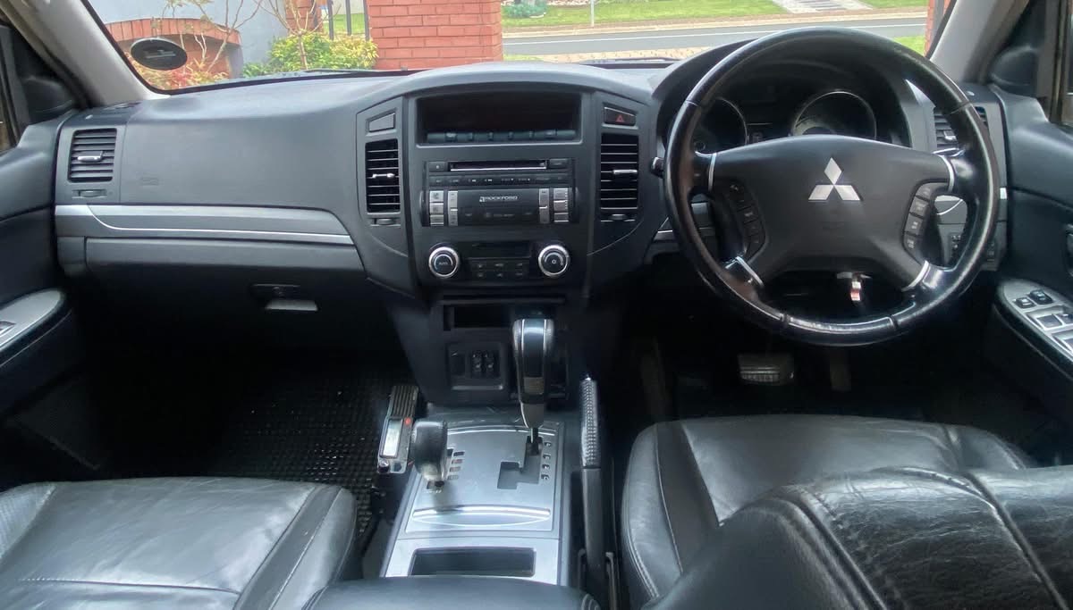 Used 2007 Mitsubishi Pajero 5-door 3.2DI-D GLS Exceed Pajero Legend Limited Edition 100 - Private Seller Used 2007 Mitsubishi Pajero 5-door 3.2DI-D GLS Exceed Pajero Legend Limited Edition 100 - Private Seller