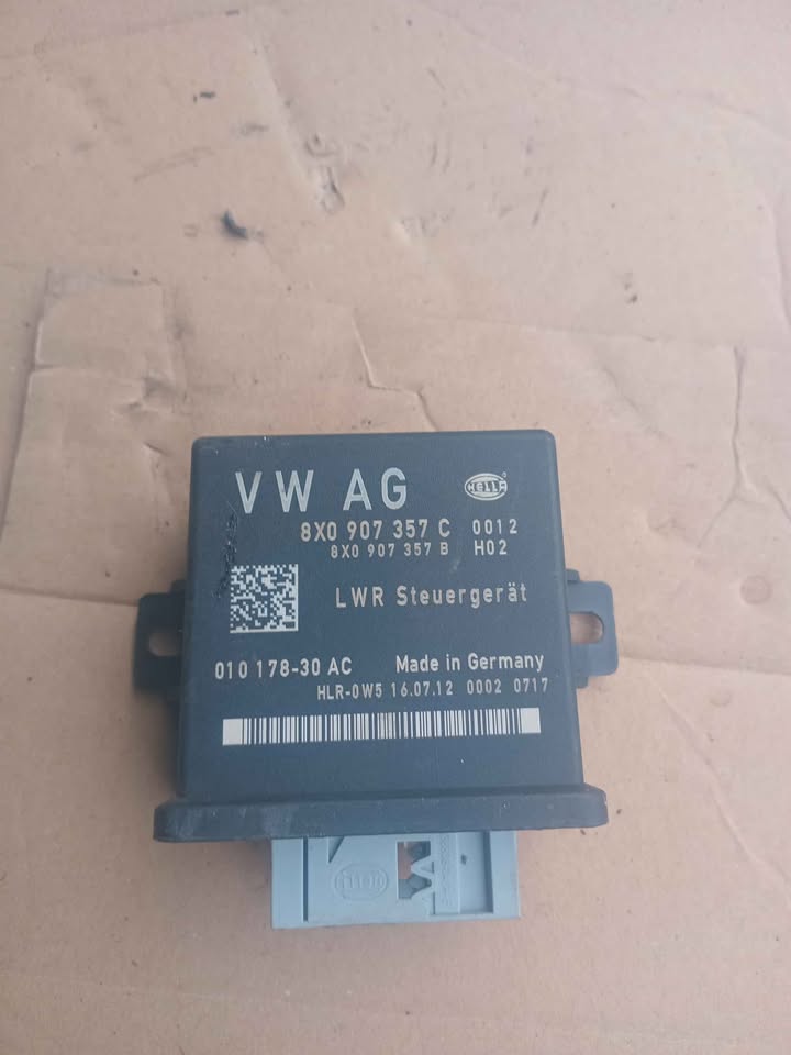 8X0907357C Audi A1 8X 8U Control Unit Headlight Range Adjustment - Private Seller 8X0907357C Audi A1 8X 8U Control Unit Headlight Range Adjustment - Private Seller