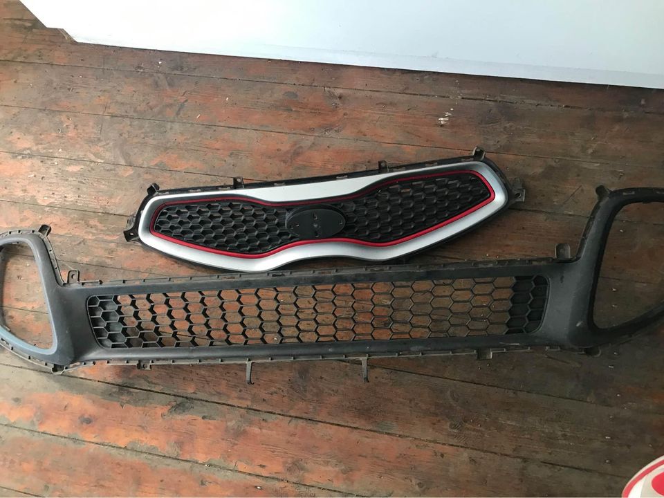 Kia picanto front grill available for sale - Private Seller