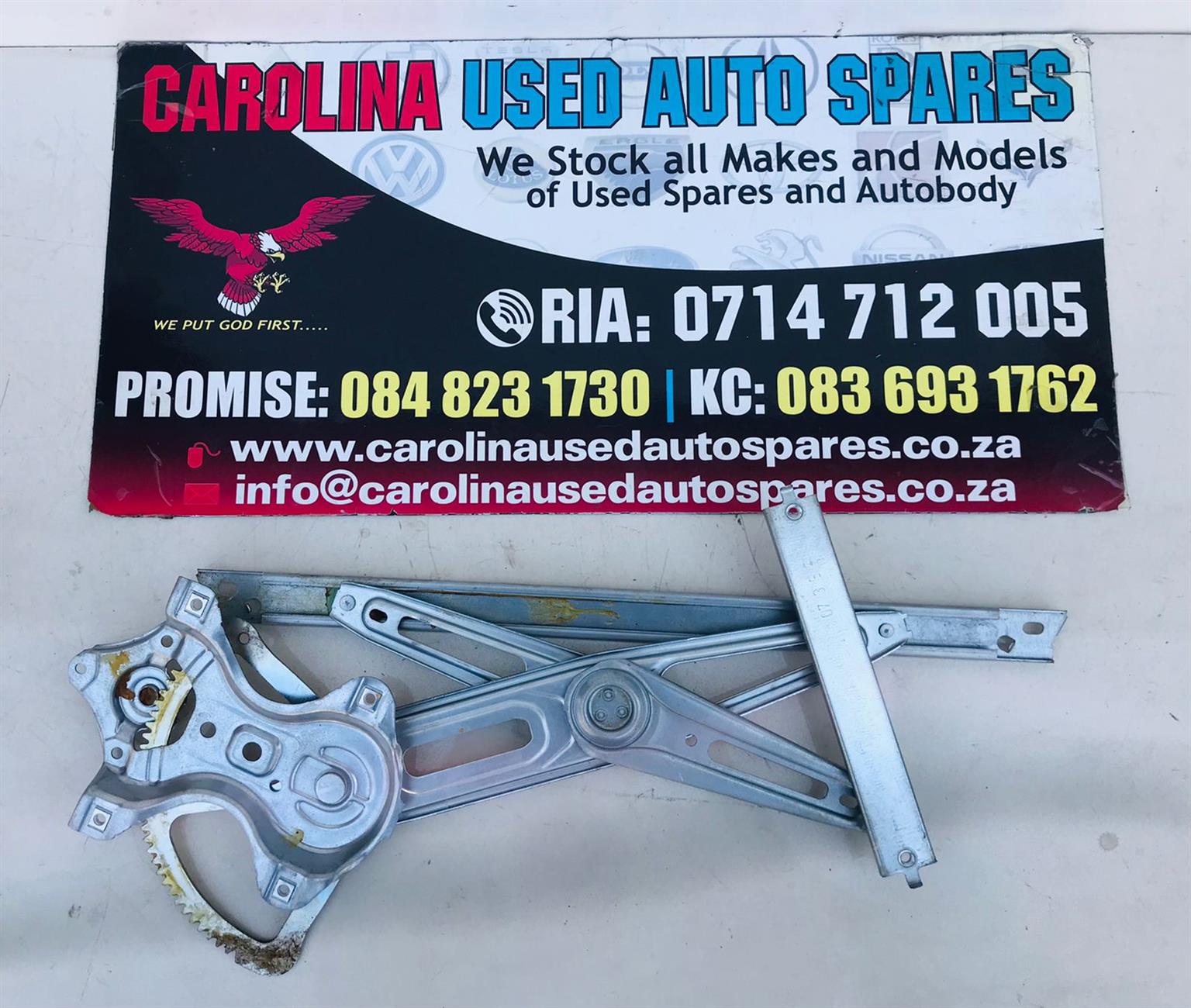Toyota Hilux D4D right side window mechanism - Private Seller Toyota Hilux D4D right side window mechanism - Private Seller